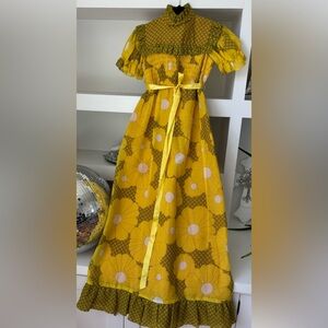 Vintage Boho 1970s handmade floral dress, rare find!! Gunne Sax vibe!